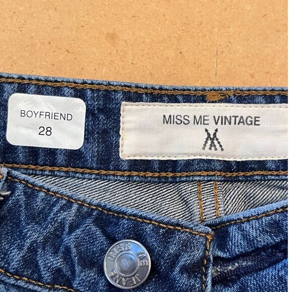 Vintage Miss Me Women 28 Blue Boyfriend Embroidered Button Fly Hippie Boho Jeans - Picture 3 of 12